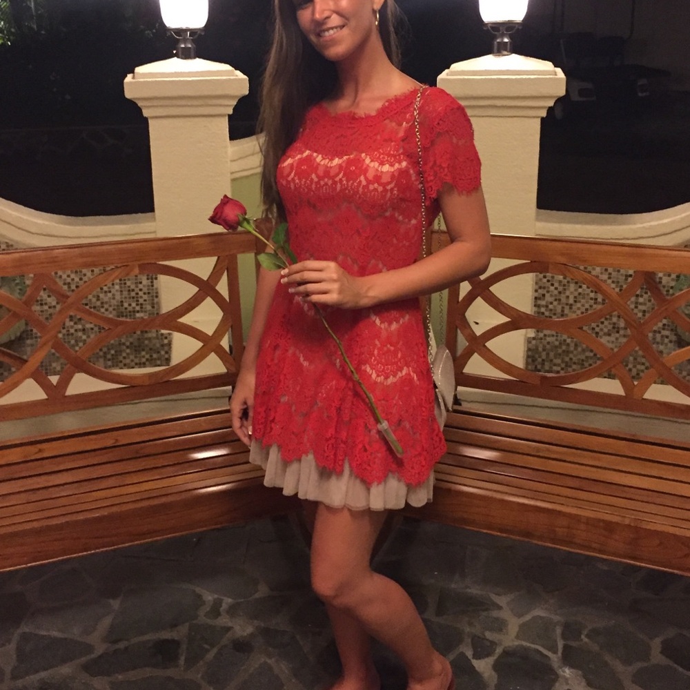 Red Cocktail dress Betsy & Adam